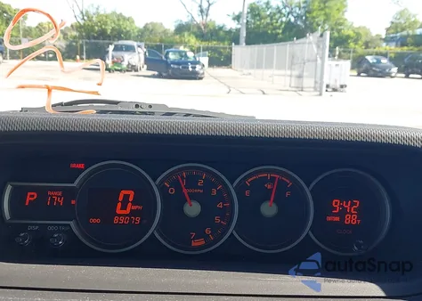 2013 Scion Xb z USA, uszkodzony, nr VIN JTLZE4FE4DJ042064